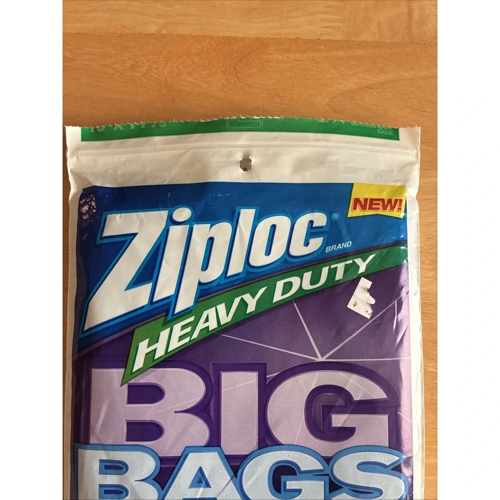 Ziploc Heavy Duty LARGE 8 Count Big Bags 2  1/4 Gallon Lot Of 4 NOS Discontinued